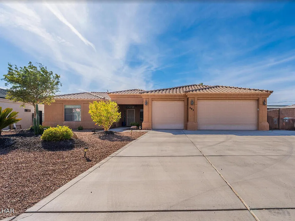 683 Aloha Dr