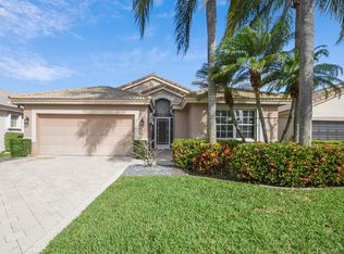 6813 Sun River Rd, Boynton Beach, FL 33437