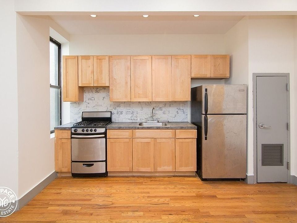 1st image of 654 Park Pl #3MC