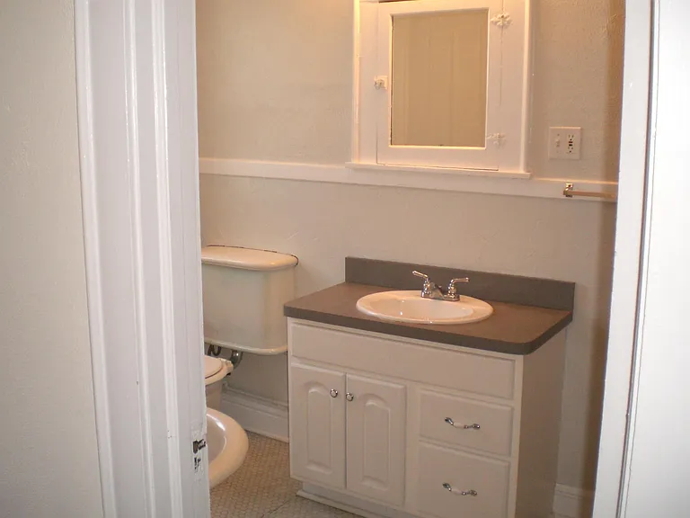 2757 Lancashire Rd #5 — Photo 11