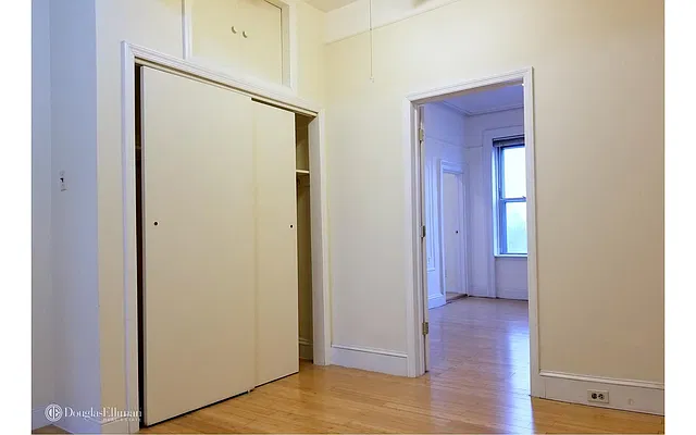 Rented by Douglas Elliman | media 4