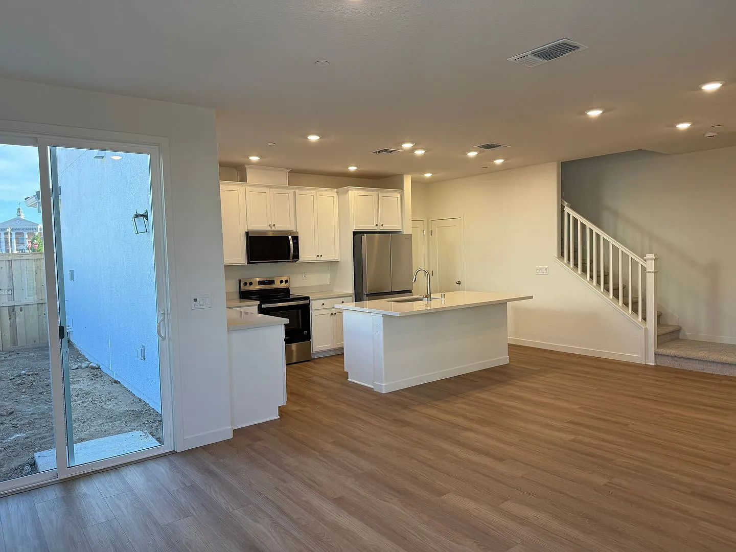 Brand New Home In Lincoln — Photo 4