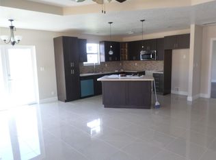 1925 N 58th Way, Hollywood, FL 33021