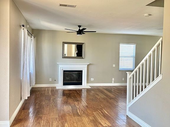 4th image of 1508 Robles Dr