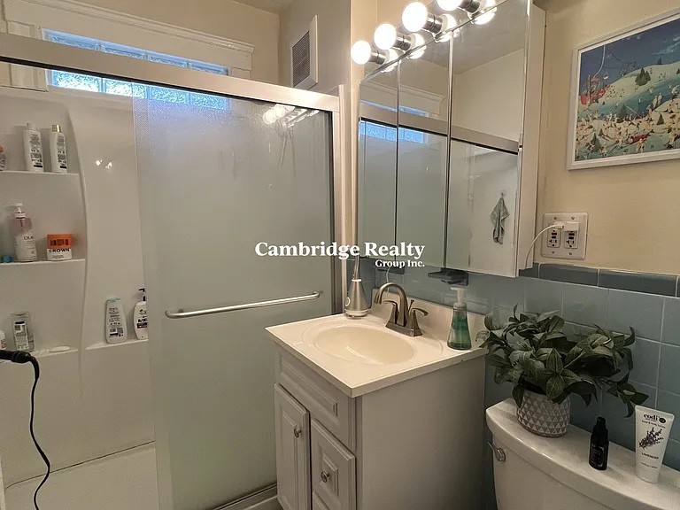 66 Craigie St #2T — Photo 21