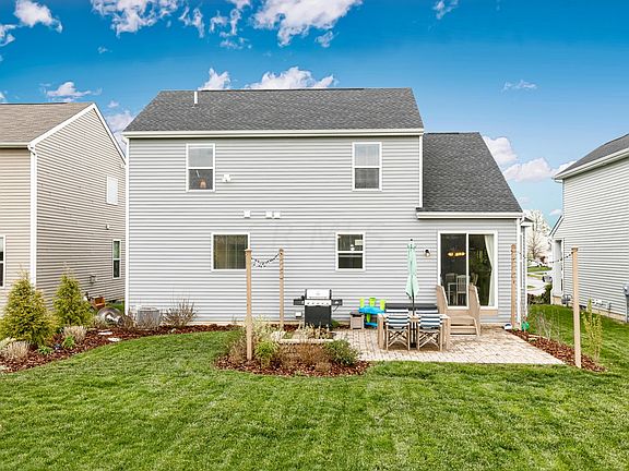 5th image of 9027 Emerald Hill Dr