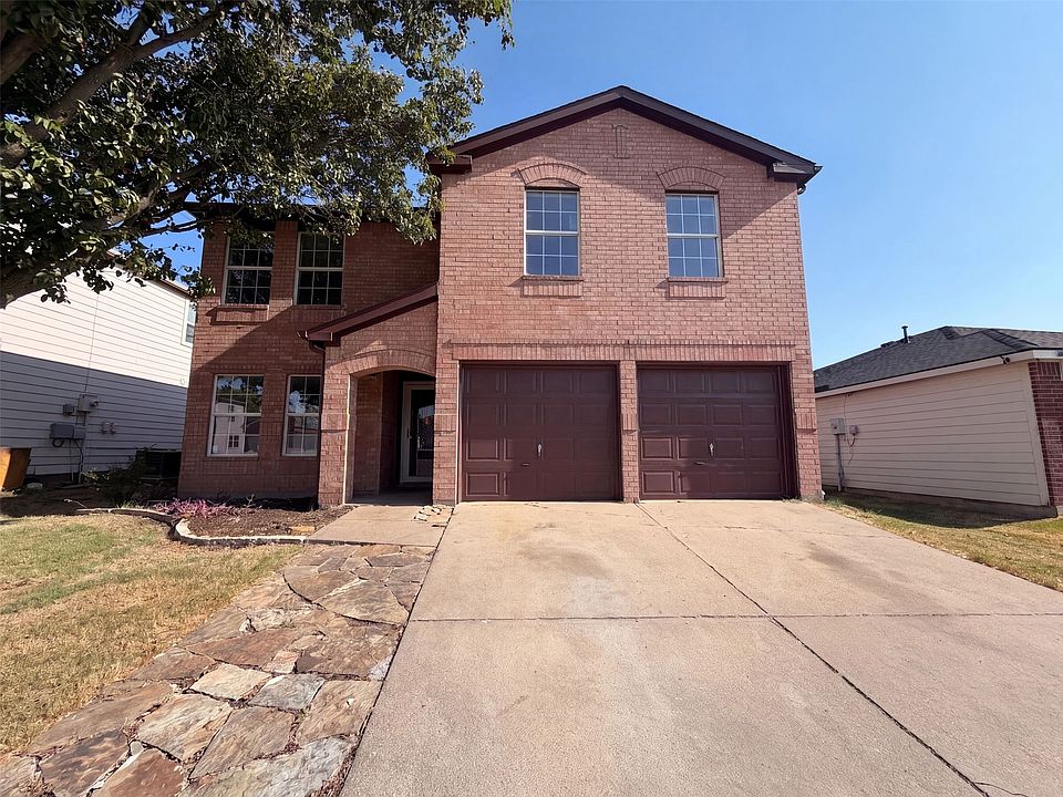 1st image of 4325 Falcon Dr