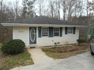 904 Medina St, Durham, NC 27707