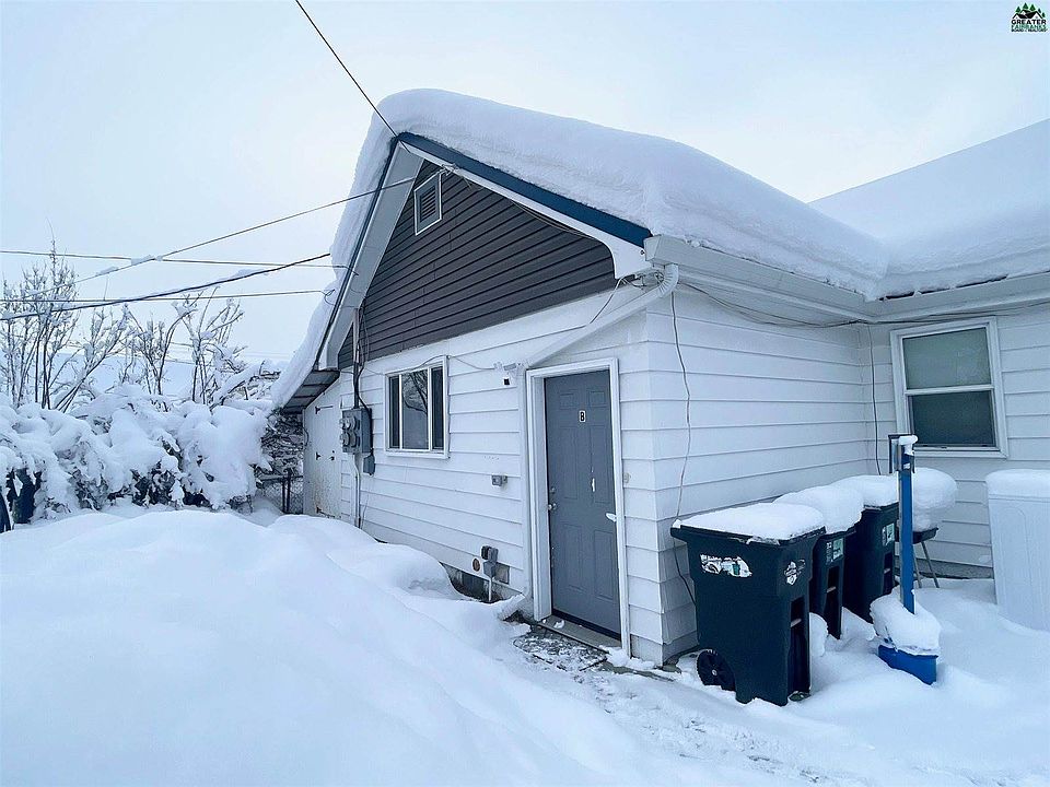 1st image of 1445 Lacey St Unit B