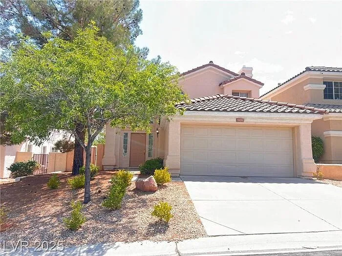 3 bed, 2.5 bath, 1870 sqft, $2,137 — Photo 2