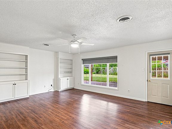 2nd image of 2201 College Dr