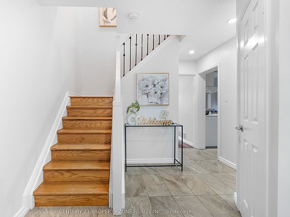 3rd image of 240 Simmons Blvd