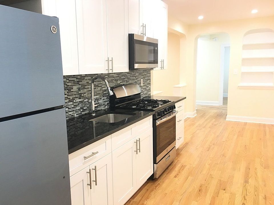 1st image of 100 Woodruff Ave APT 1P