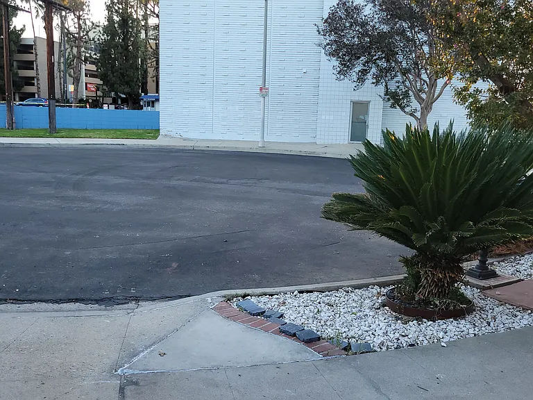 8242 Nestle Ave — Photo 4