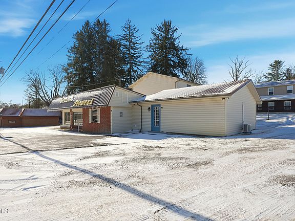 2nd image of 528 W Main St