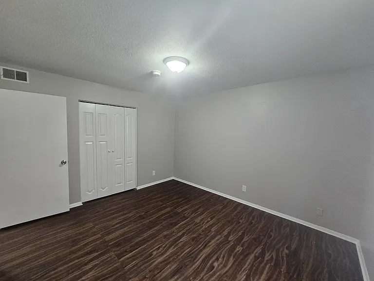 807A Forest Dale Ln #A — Photo 8