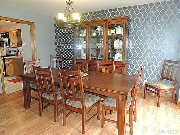 5th image of 11 Sagebrush Ln