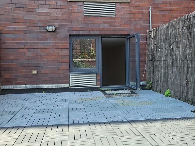 252 E 2nd St #2H — Photo 5