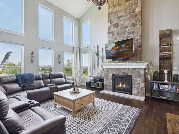 4167 Prairie View Trl, Hamel, MN 55340