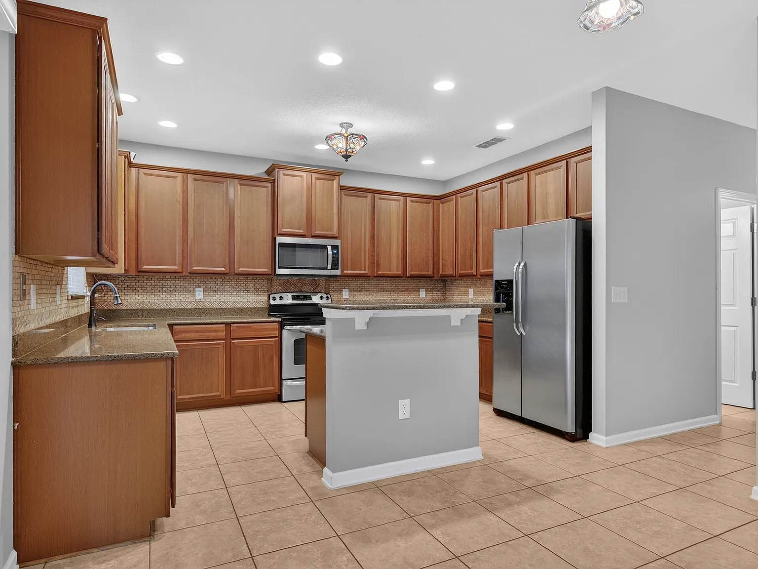 112 Kildrummy Court - 1 — Photo 3