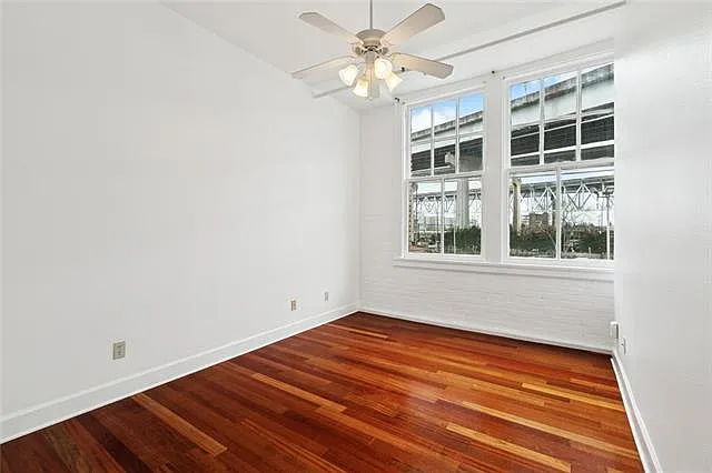 1111 S Peters St #217 — Photo 11