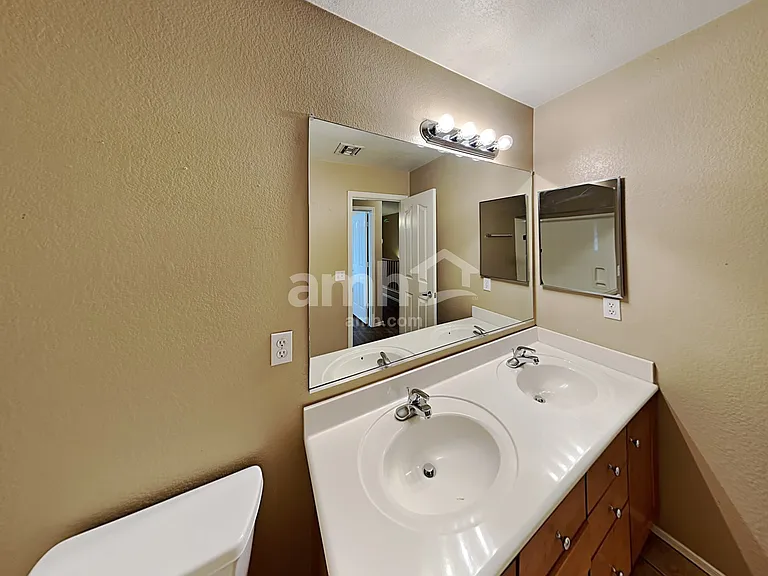 8462 E Lindner Ave — Photo 15