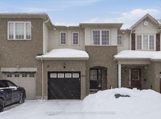 329 Brigitta St, Ottawa, ON K2S 0H9