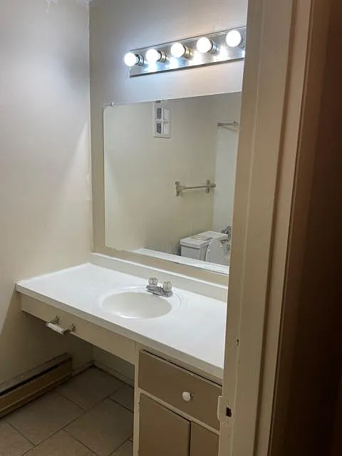 1 bed, 700 sqft, $1,045 — Photo 4