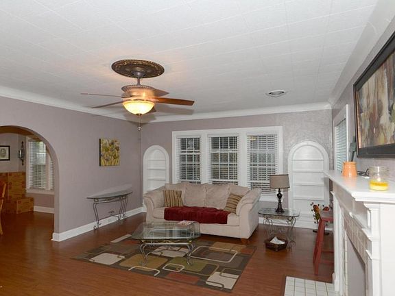 5th image of 1202 Bowie St