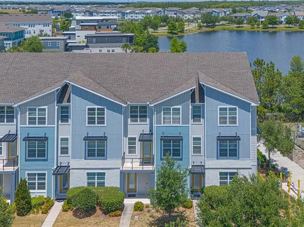 8692 Waksman Pl, Orlando, FL 32827