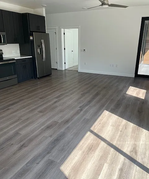 300 S Clinton St #401 — Photo 4
