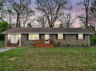 29 Edgewood Cir, Fort Oglethorpe, GA 30742