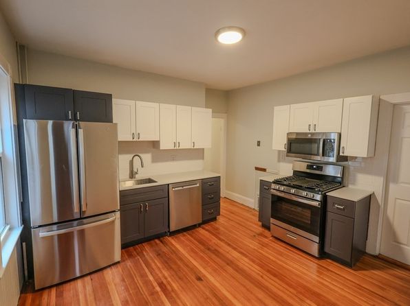 72 Ridgewood St Floor 2