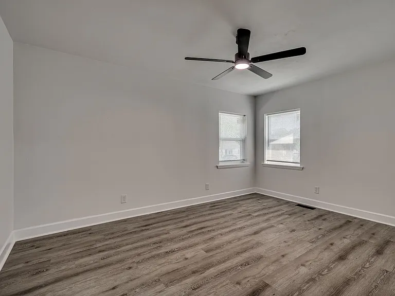 132 S McFarland St — Photo 20