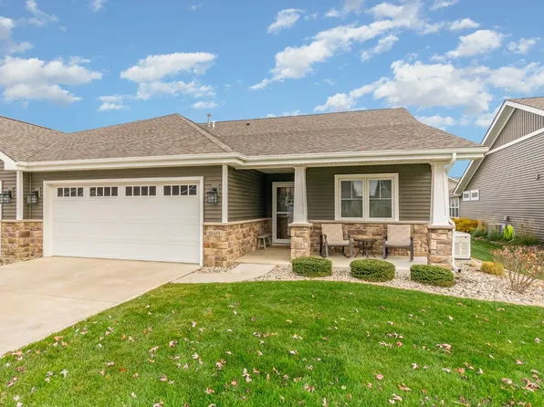 10407 Red Rock Pl, Dyer, IN 46311