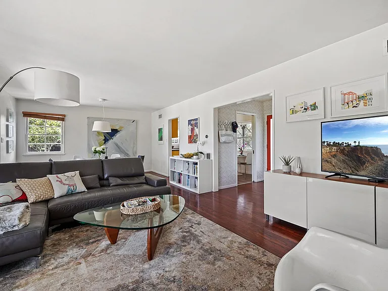 12203 Everglade St — Photo 4