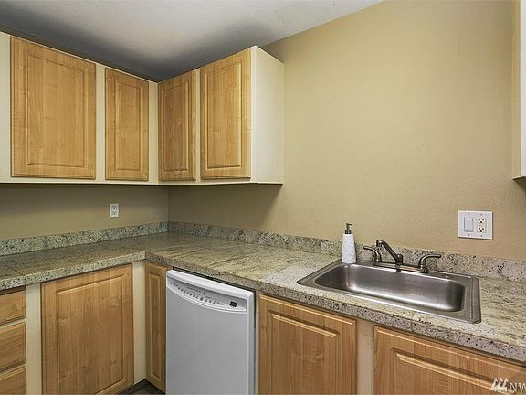 4th image of 11103 NE 124th Ln APT A203