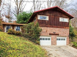 903 Vine St, Saint Albans, WV 25177