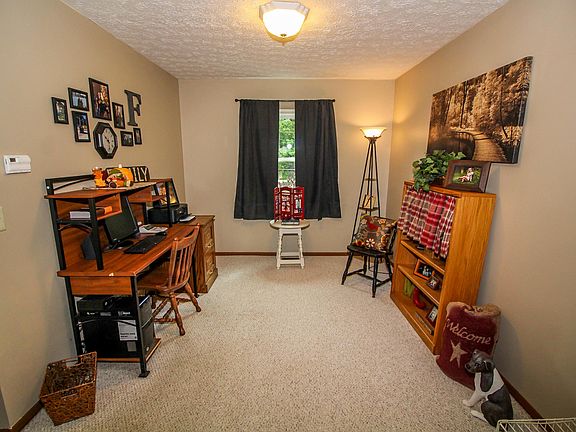 3rd image of 5284 Preakness Ct