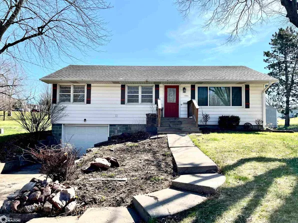 1306 Roosevelt Dr, Atlantic, IA 50022