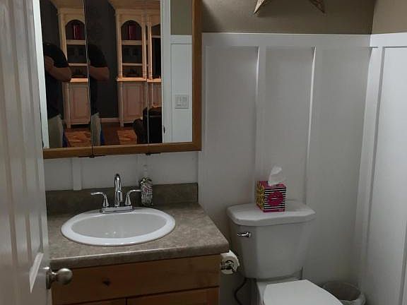4th image of 442 E 165 South Cir
