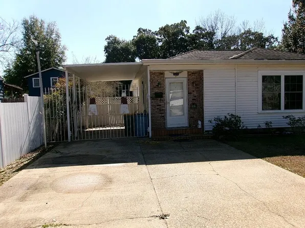 1633 Vine St, Biloxi, MS 39531