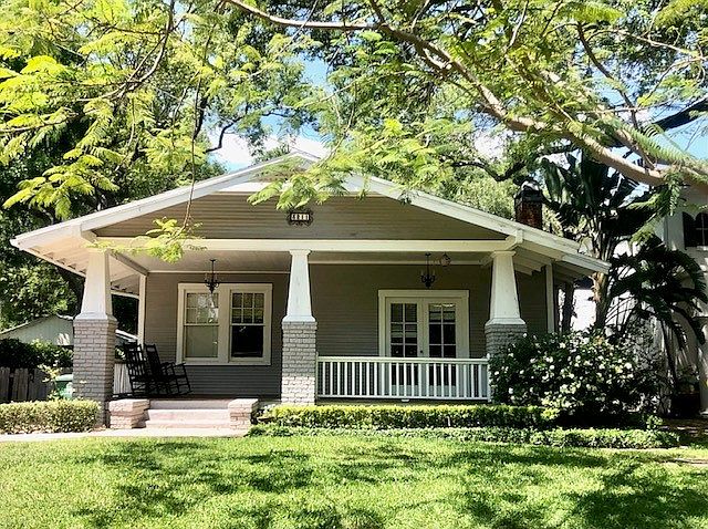 1st image of 3211 W Palmira Ave