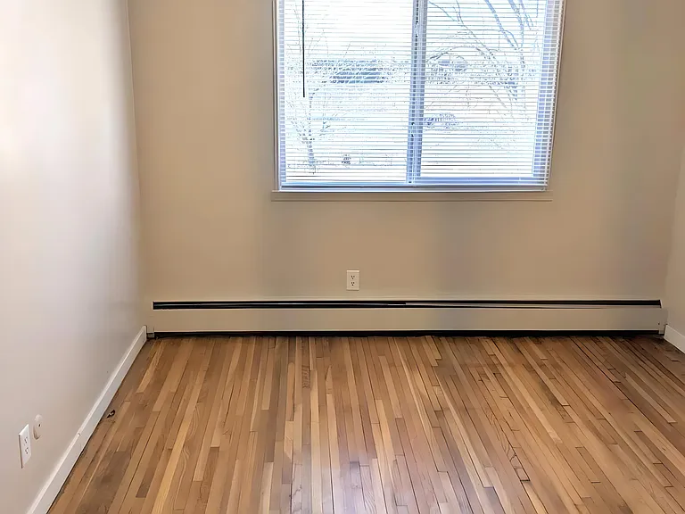 Keller Flats — Photo 14