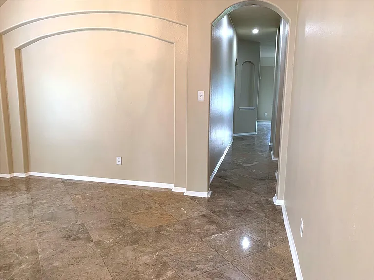 2822 Chalet Knolls Ln — Photo 16