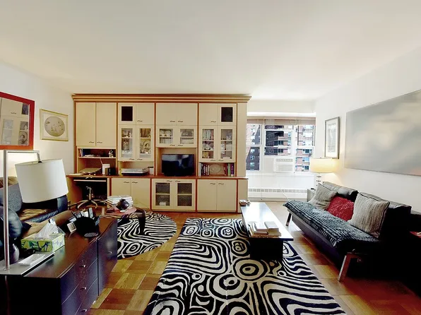 577 Grand St APT F1402, New York, NY 10002