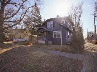 1109 SW 19th St, Topeka, KS 66604