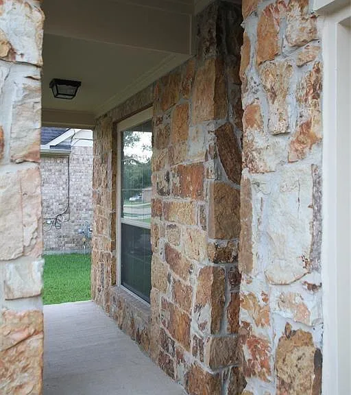 4510 Long Creek Dr — Photo 3