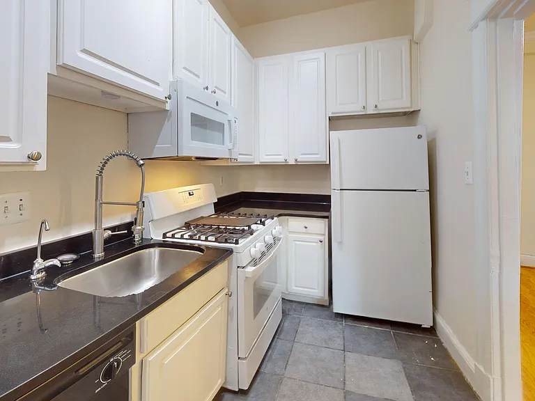 1833 S St NW #3 — Photo 7
