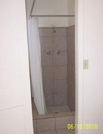 3rd image of 123 W Missouri St APT 5
